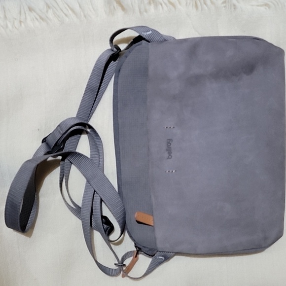 Bellroy city Porch